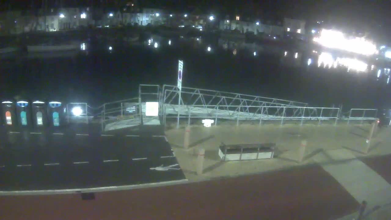 Weymouth Harbour Live Cam - Weymouth, Dorset, South West, England, United Kingdom