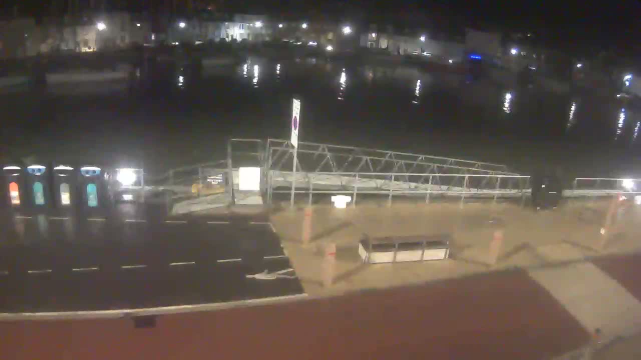 Weymouth Harbour Live Cam - Weymouth, Dorset, South West, England, United Kingdom