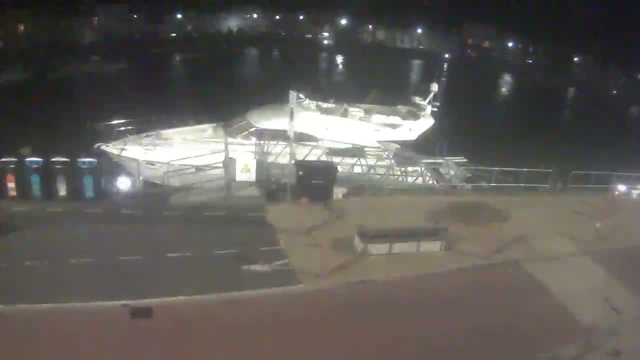 Weymouth Harbour Live Cam - Weymouth, Dorset, South West, England, United Kingdom