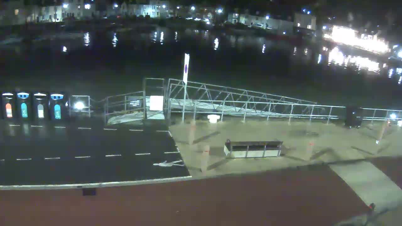 Weymouth Harbour Live Cam - Weymouth, Dorset, South West, England, United Kingdom