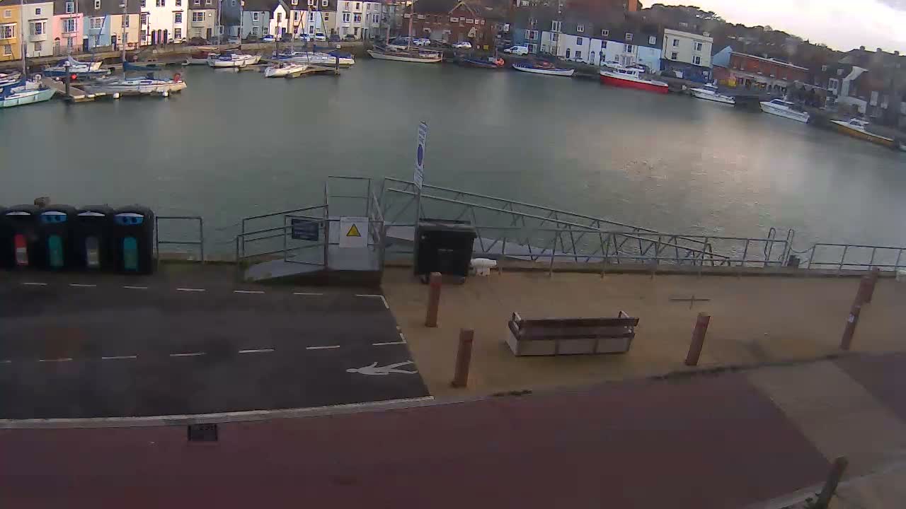 Weymouth Harbour Live Cam - Weymouth, Dorset, South West, England, United Kingdom