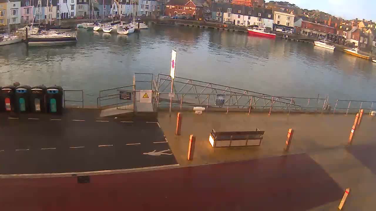 Weymouth Harbour Live Cam - Weymouth, Dorset, South West, England, United Kingdom