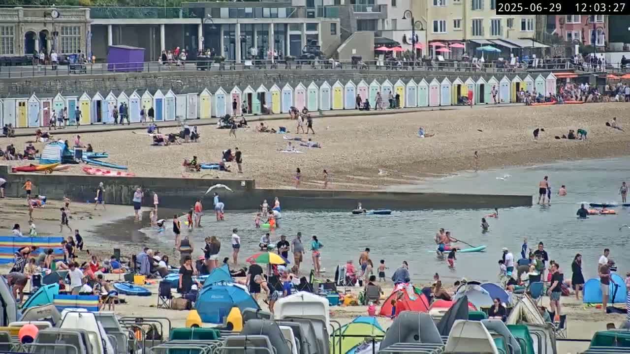 Lyme Regis Harbour Live Cam - Lyme Regis, Dorset, South West, England, United Kingdom