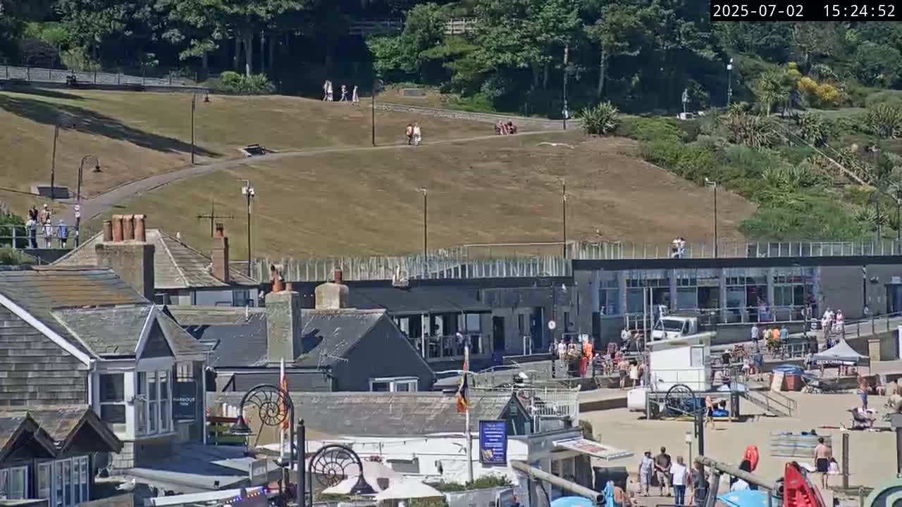 Lyme Regis Harbour Live Cam - Lyme Regis, Dorset, South West, England, United Kingdom