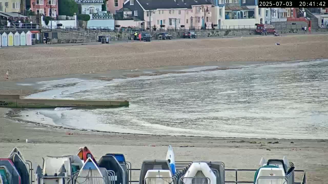 Lyme Regis Harbour Live Cam - Lyme Regis, Dorset, South West, England, United Kingdom