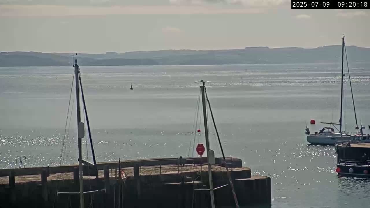 Lyme Regis Harbour Live Cam - Lyme Regis, Dorset, South West, England, United Kingdom