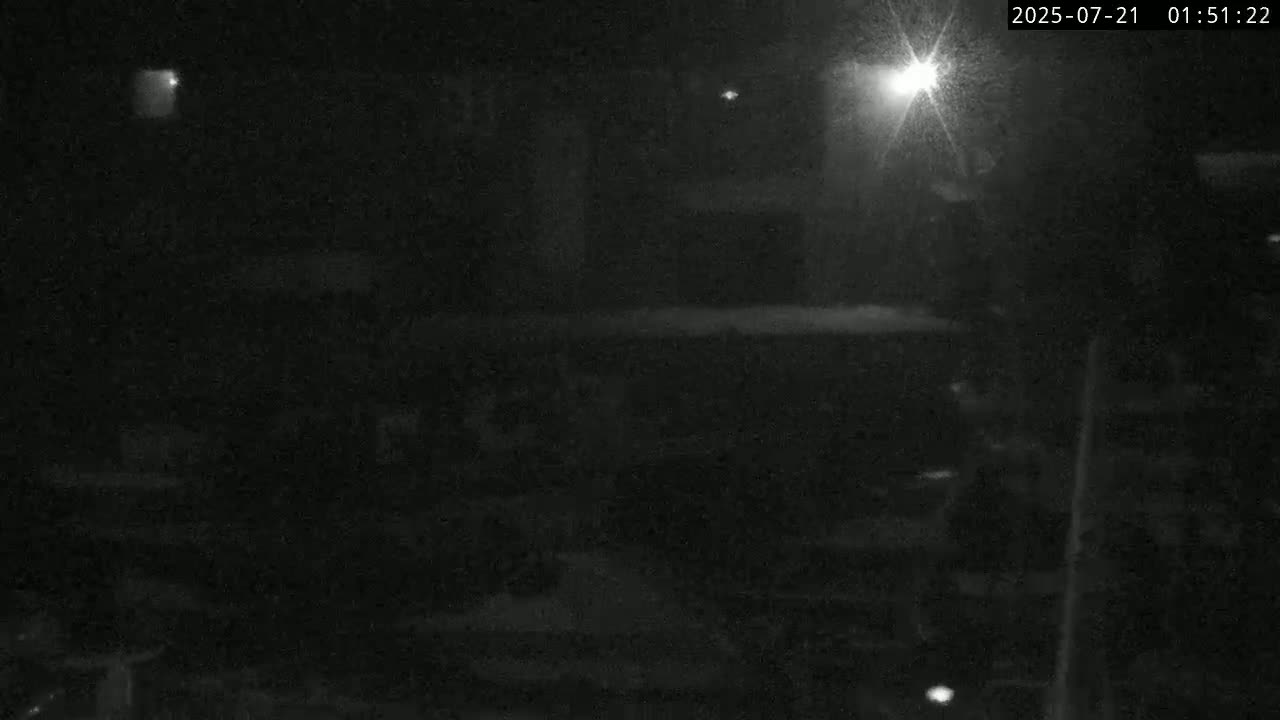 Lyme Regis Harbour Live Cam - Lyme Regis, Dorset, South West, England, United Kingdom