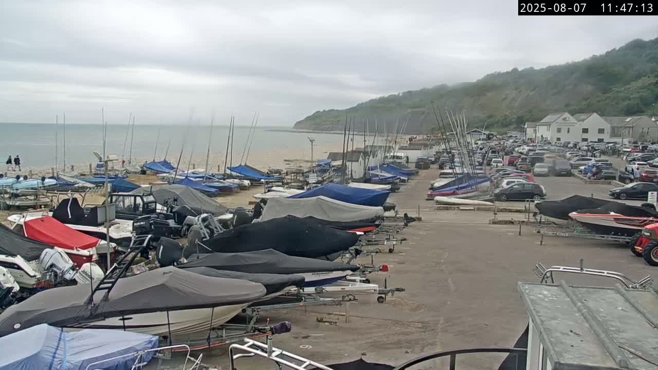 Lyme Regis Harbour Live Cam - Lyme Regis, Dorset, South West, England, United Kingdom