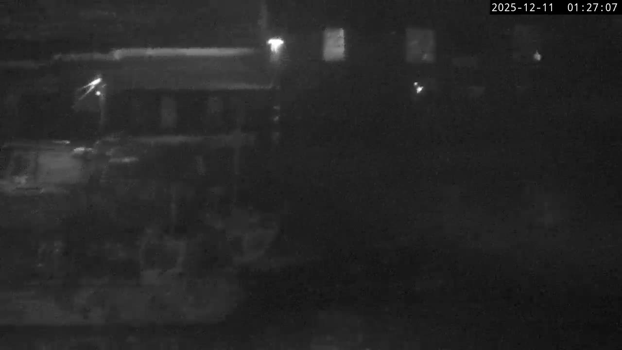 Lyme Regis Harbour Live Cam - Lyme Regis, Dorset, South West, England, United Kingdom