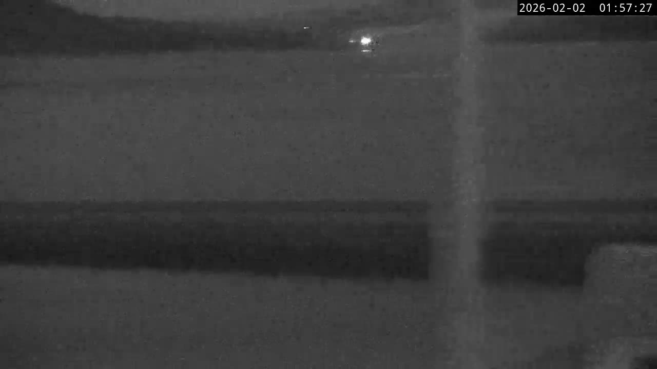 Lyme Regis Harbour Live Cam - Lyme Regis, Dorset, South West, England, United Kingdom
