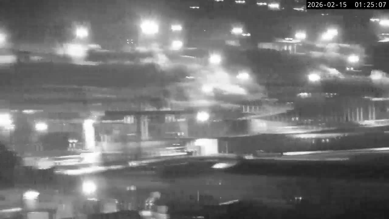 Lyme Regis Harbour Live Cam - Lyme Regis, Dorset, South West, England, United Kingdom