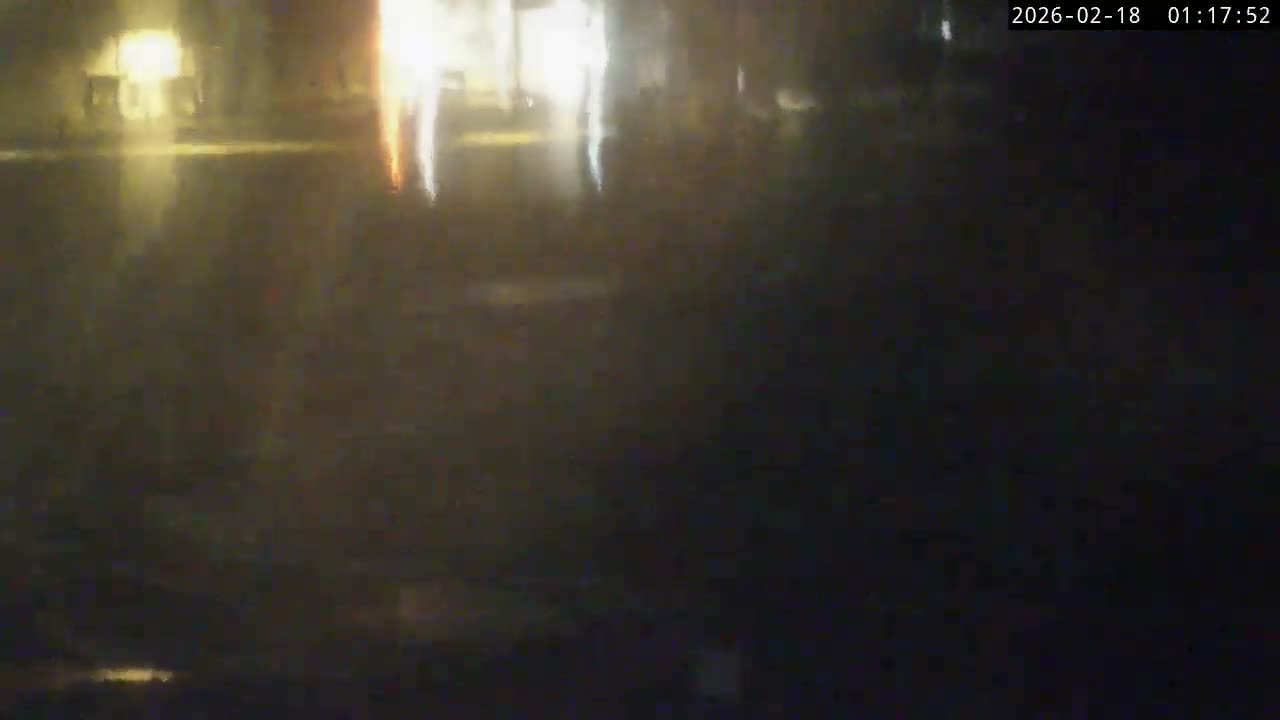 Lyme Regis Harbour Live Cam - Lyme Regis, Dorset, South West, England, United Kingdom