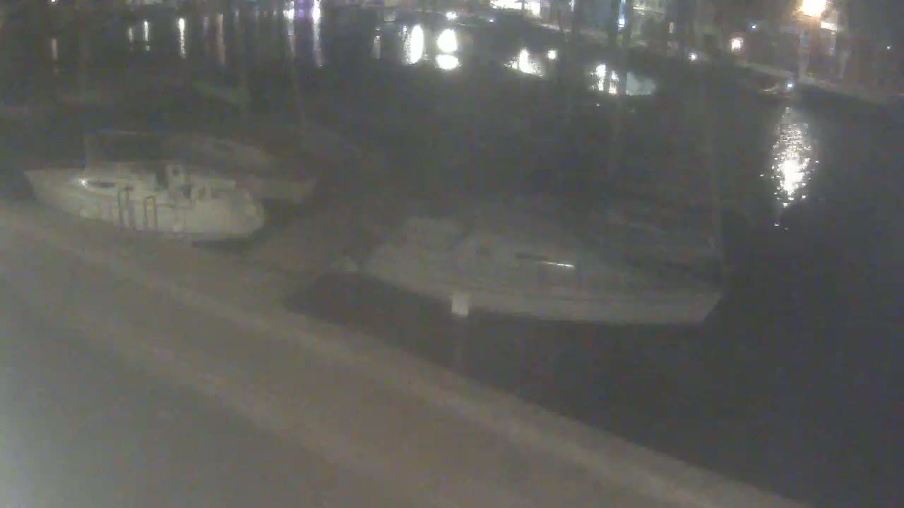 Old Harbour Weymouth Live Cam - Weymouth, Dorset, South West, England, United Kingdom