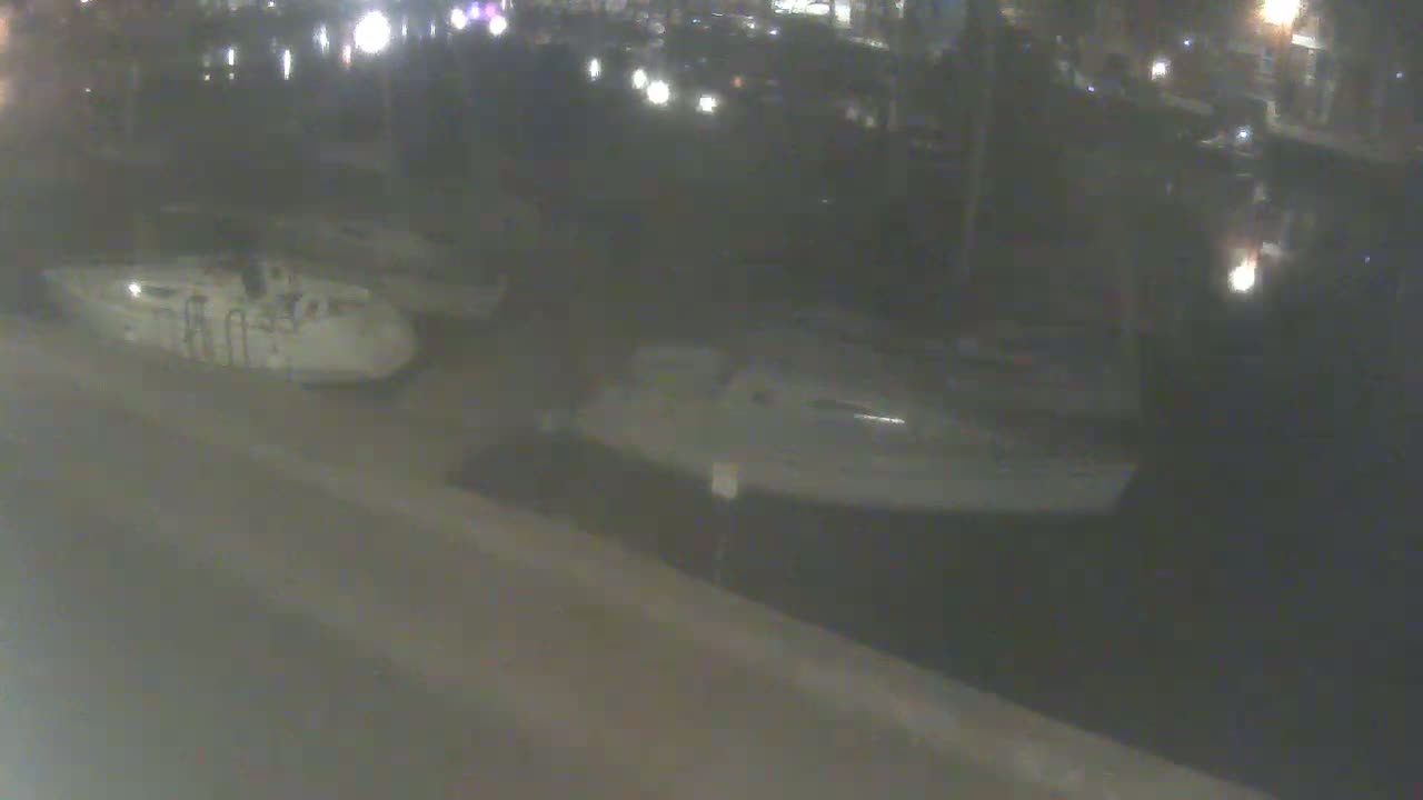 Old Harbour Weymouth Live Cam - Weymouth, Dorset, South West, England, United Kingdom