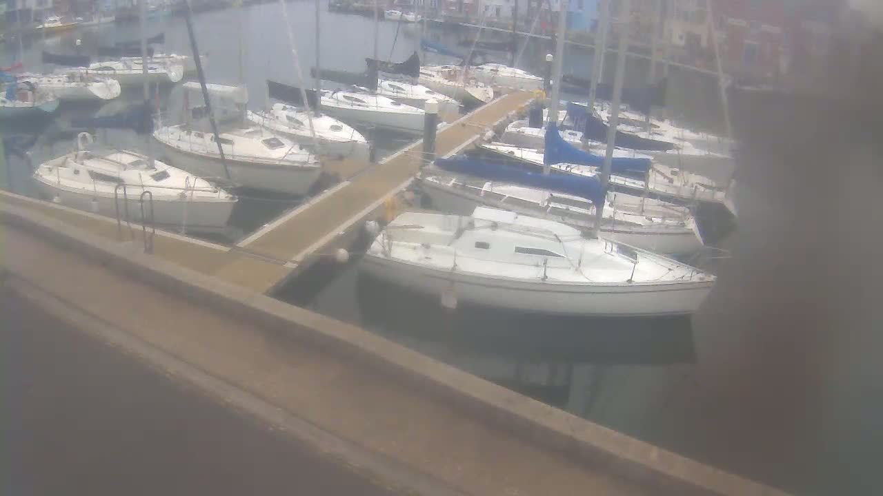 Old Harbour Weymouth Live Cam - Weymouth, Dorset, South West, England, United Kingdom