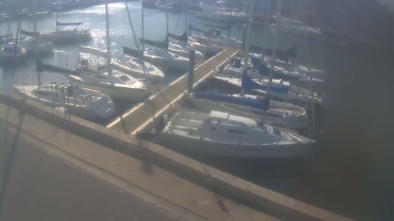 Old Harbour Weymouth Live Cam - Weymouth, Dorset, South West, England, United Kingdom