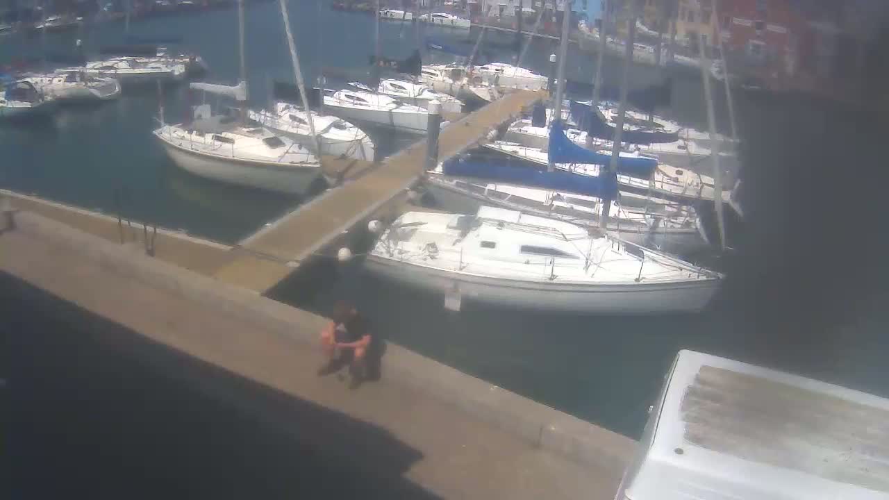 Old Harbour Weymouth Live Cam - Weymouth, Dorset, South West, England, United Kingdom