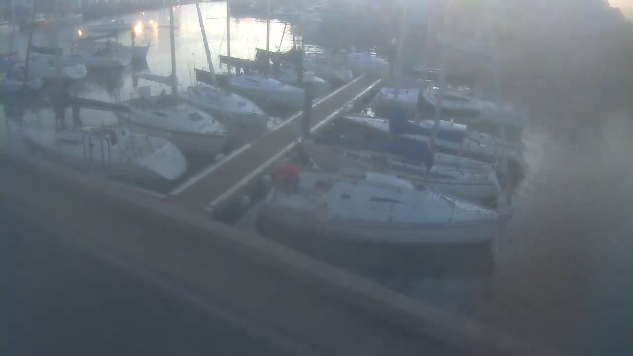 Old Harbour Weymouth Live Cam - Weymouth, Dorset, South West, England, United Kingdom