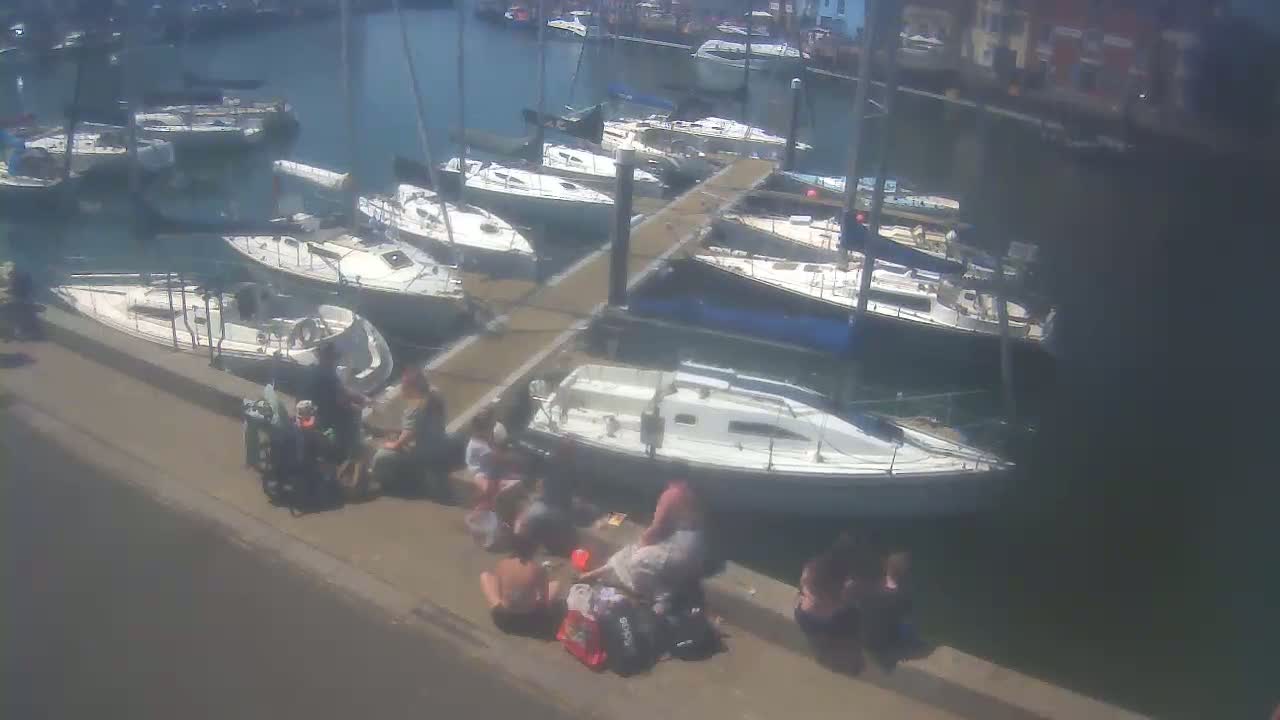 Old Harbour Weymouth Live Cam - Weymouth, Dorset, South West, England, United Kingdom