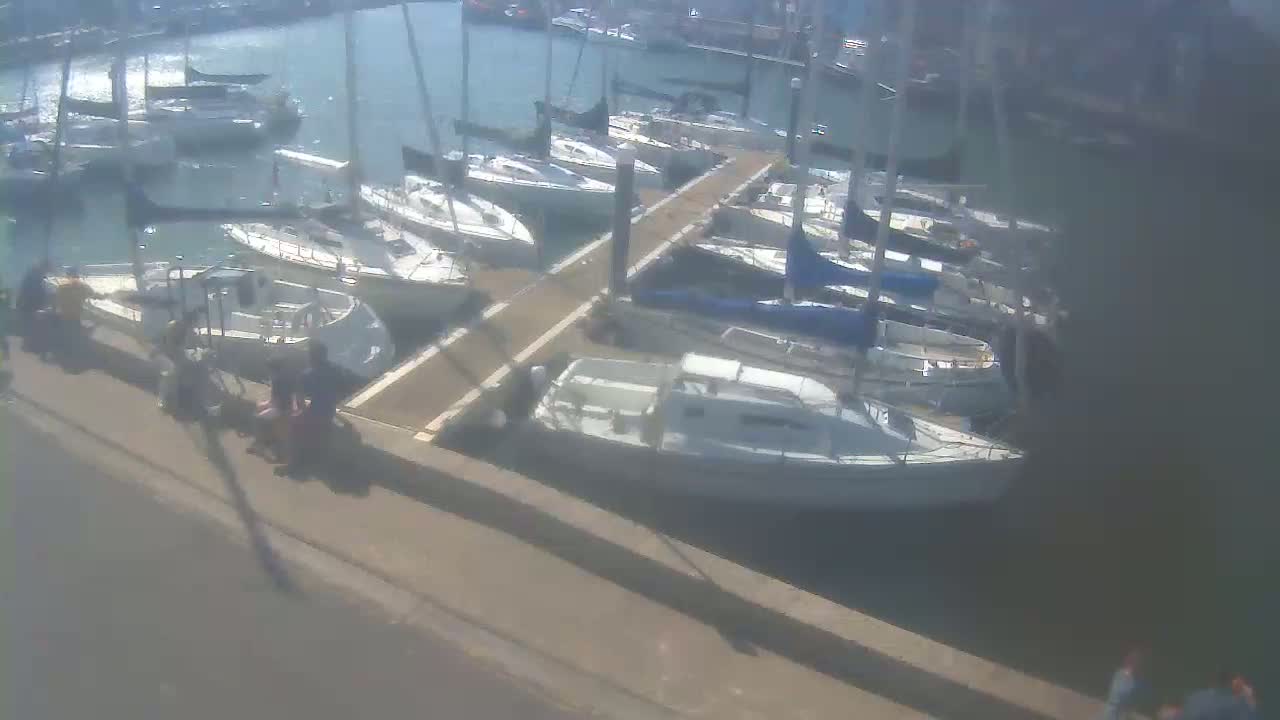 Old Harbour Weymouth Live Cam - Weymouth, Dorset, South West, England, United Kingdom
