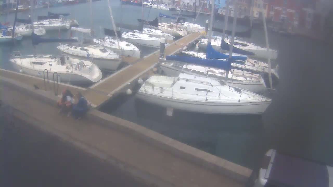 Old Harbour Weymouth Live Cam - Weymouth, Dorset, South West, England, United Kingdom