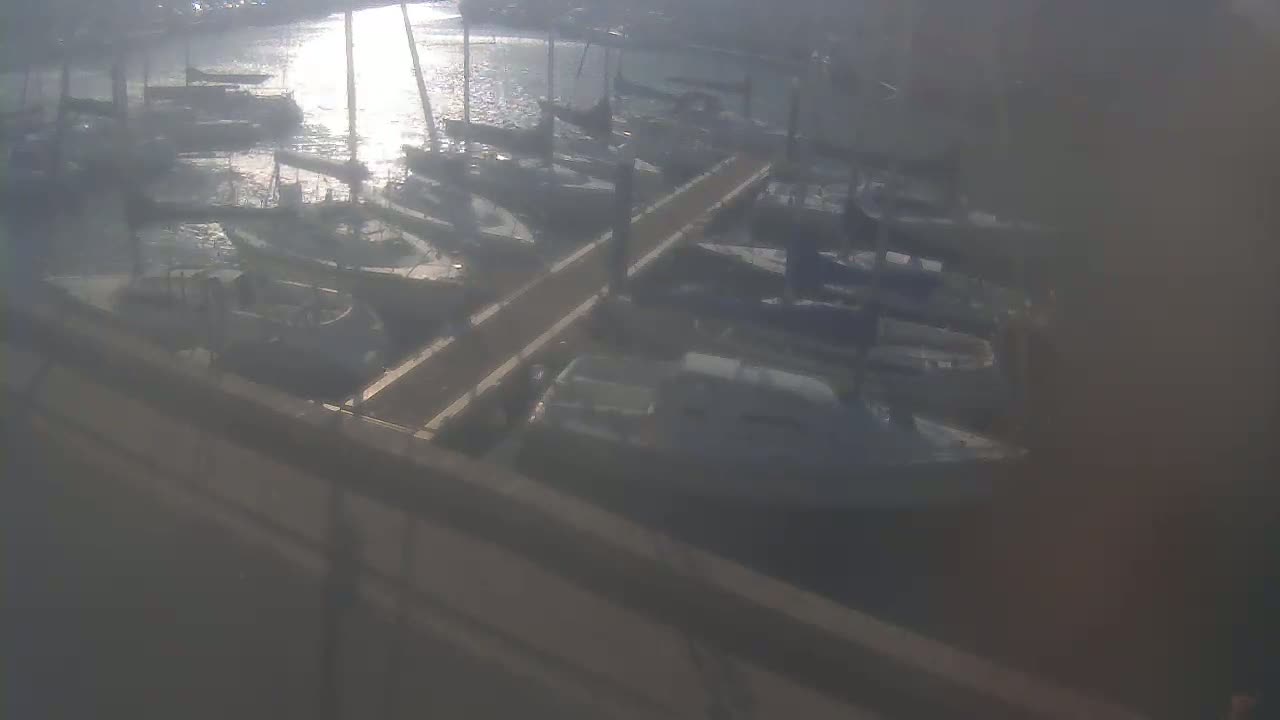 Old Harbour Weymouth Live Cam - Weymouth, Dorset, South West, England, United Kingdom