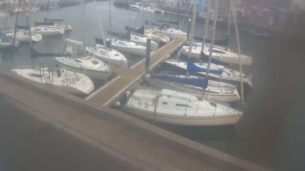 Old Harbour Weymouth Live Cam - Weymouth, Dorset, South West, England, United Kingdom