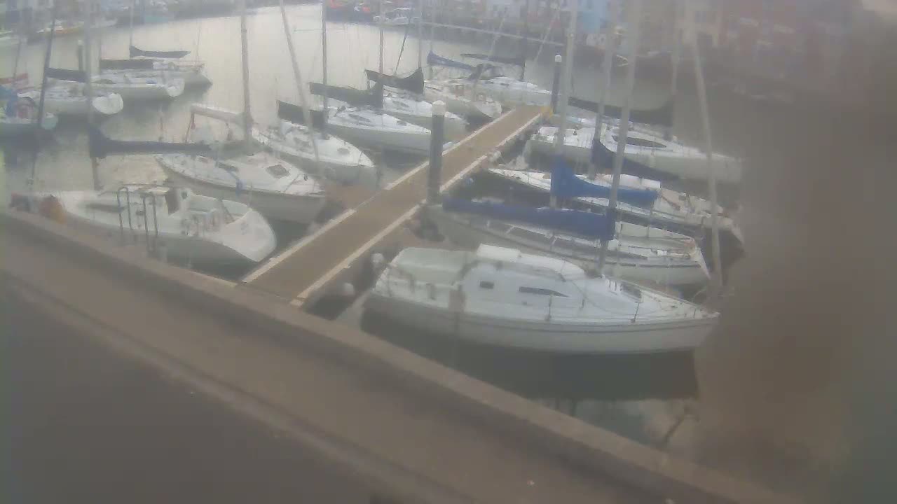 Old Harbour Weymouth Live Cam - Weymouth, Dorset, South West, England, United Kingdom