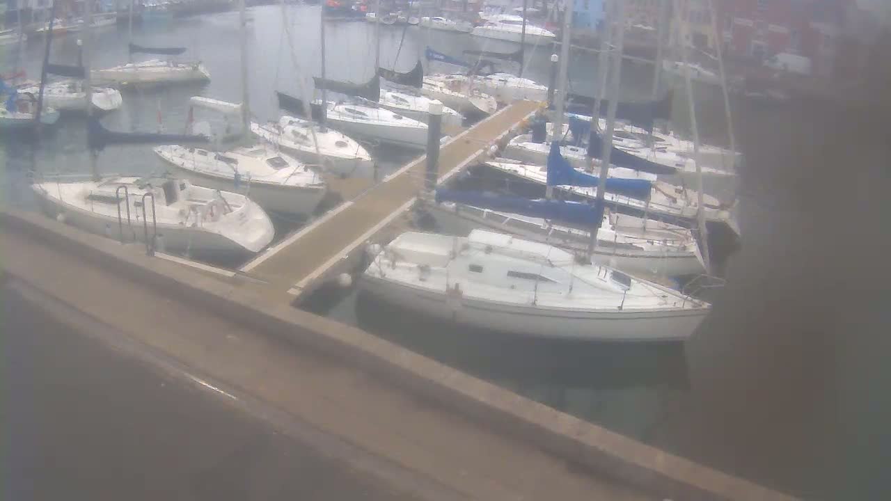 Old Harbour Weymouth Live Cam - Weymouth, Dorset, South West, England, United Kingdom