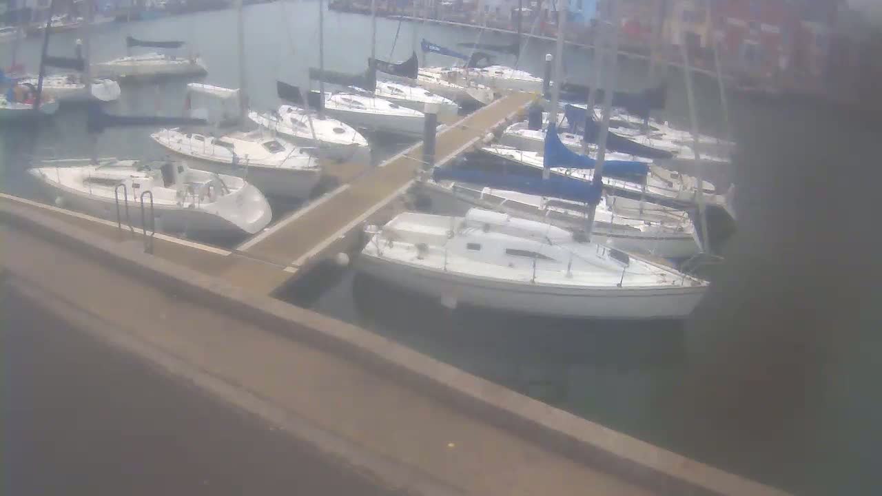 Old Harbour Weymouth Live Cam - Weymouth, Dorset, South West, England, United Kingdom