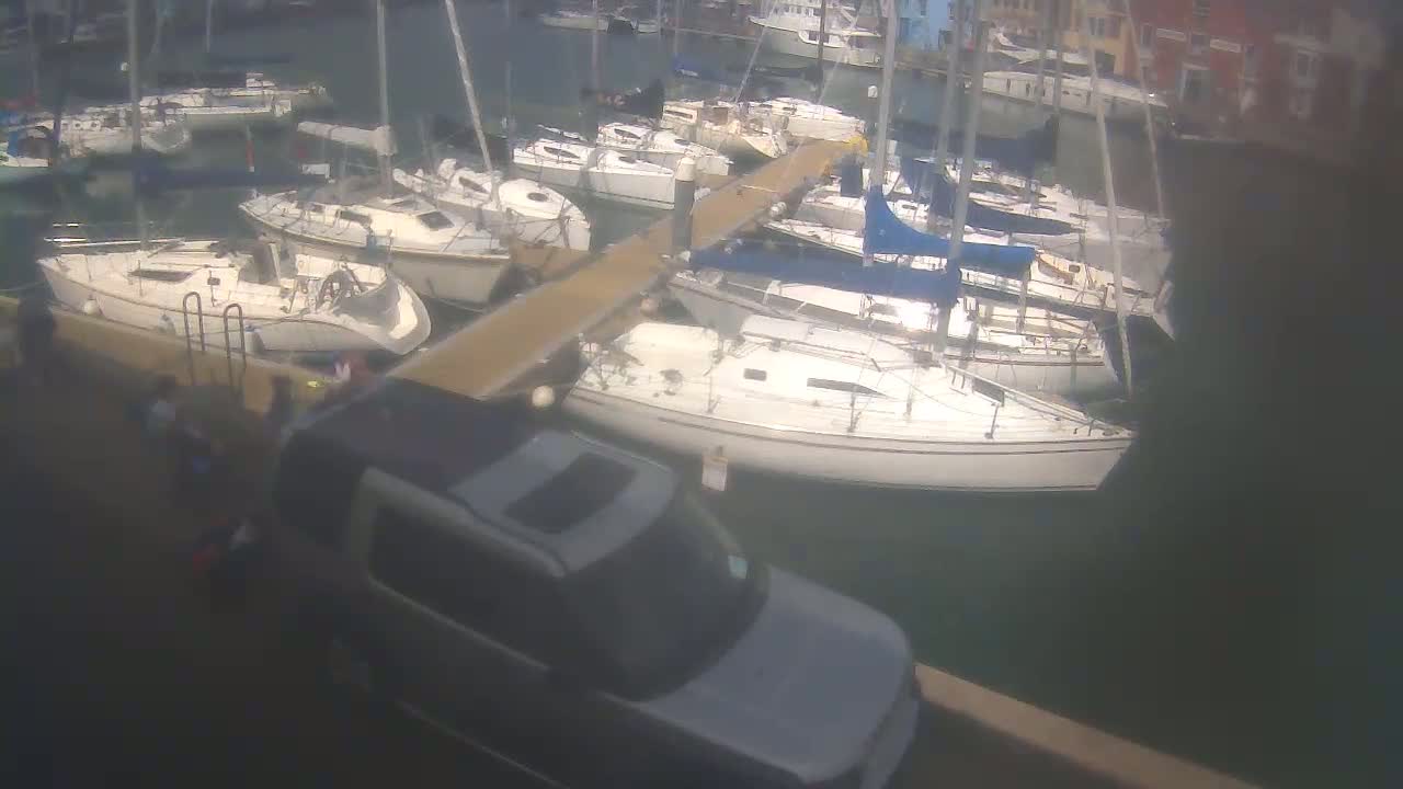 Old Harbour Weymouth Live Cam - Weymouth, Dorset, South West, England, United Kingdom