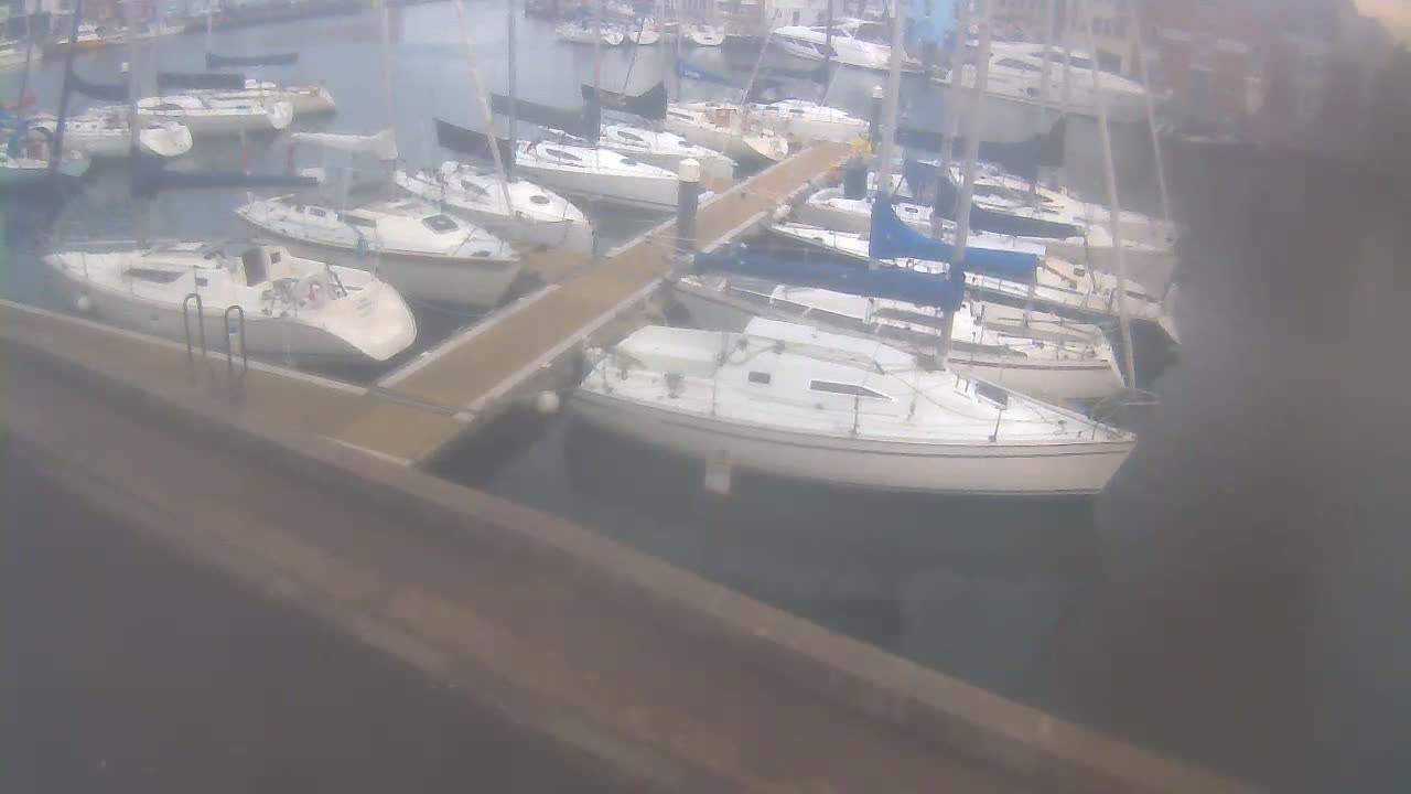 Old Harbour Weymouth Live Cam - Weymouth, Dorset, South West, England, United Kingdom