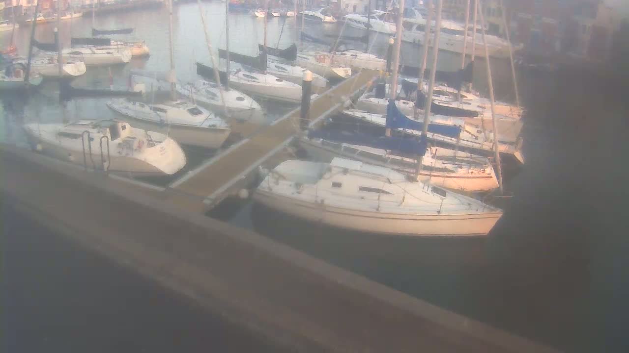 Old Harbour Weymouth Live Cam - Weymouth, Dorset, South West, England, United Kingdom