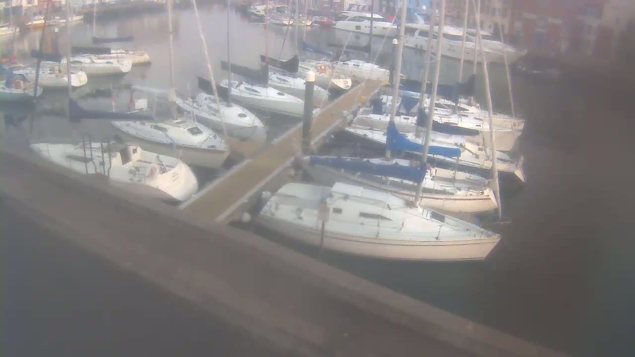 Old Harbour Weymouth Live Cam - Weymouth, Dorset, South West, England, United Kingdom