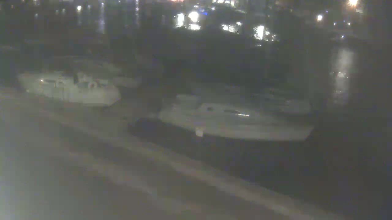 Old Harbour Weymouth Live Cam - Weymouth, Dorset, South West, England, United Kingdom
