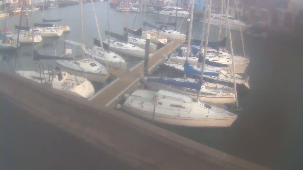 Old Harbour Weymouth Live Cam - Weymouth, Dorset, South West, England, United Kingdom