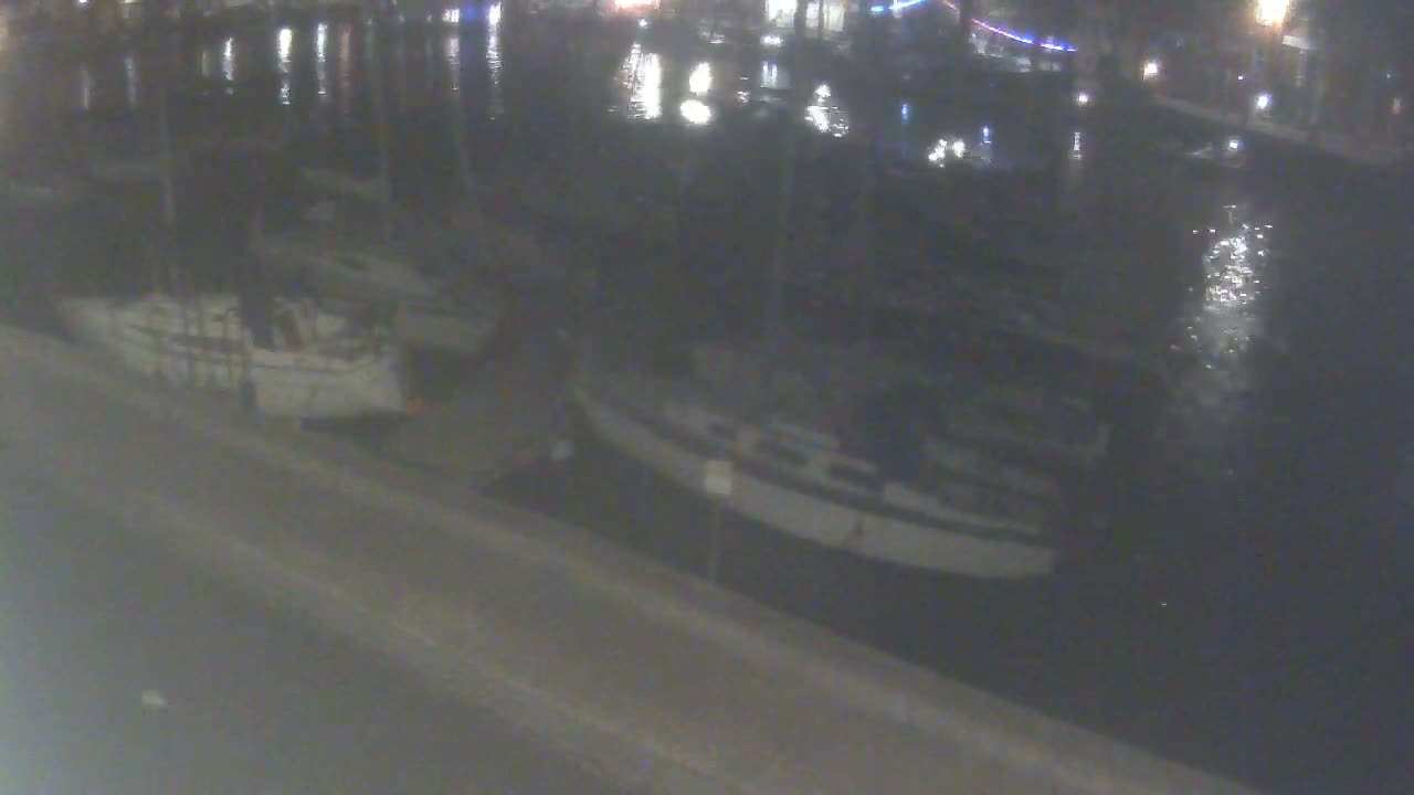 Old Harbour Weymouth Live Cam - Weymouth, Dorset, South West, England, United Kingdom
