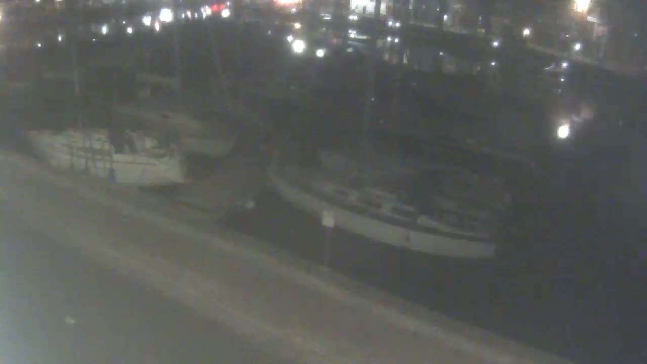 Old Harbour Weymouth Live Cam - Weymouth, Dorset, South West, England, United Kingdom