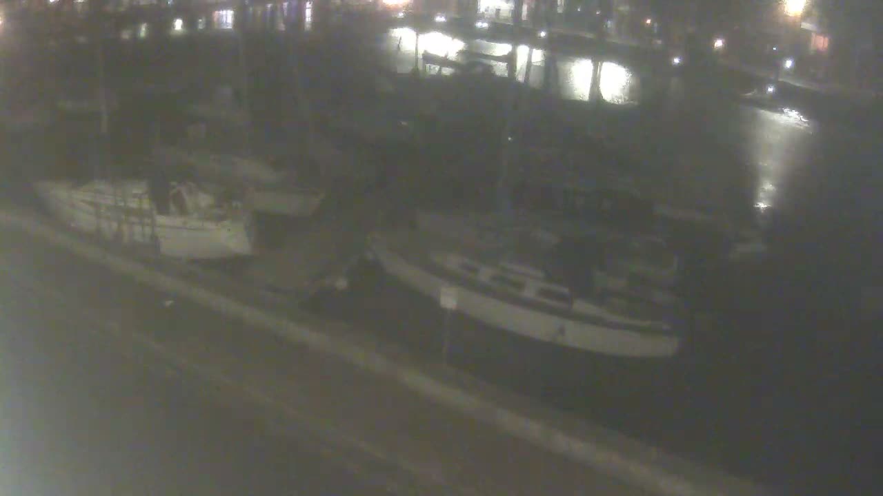Old Harbour Weymouth Live Cam - Weymouth, Dorset, South West, England, United Kingdom
