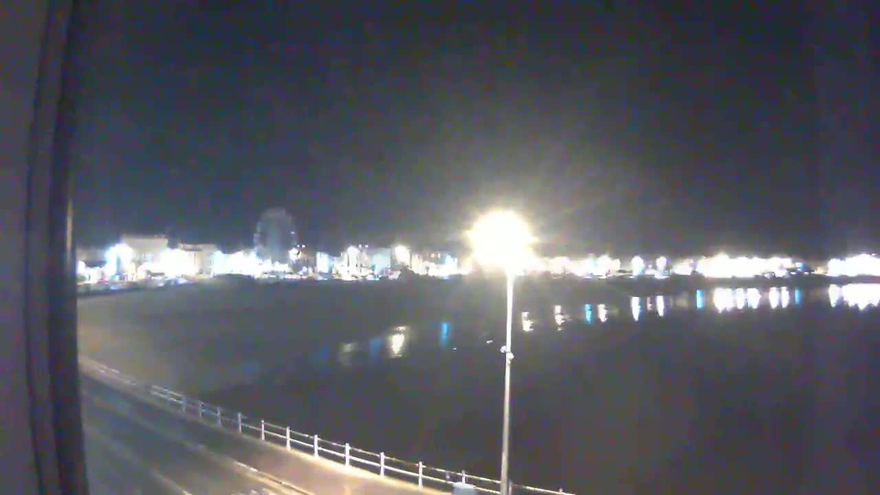 Weymouth City & Beach Live Cam - Weymouth, Dorset, South West, England, United Kingdom
