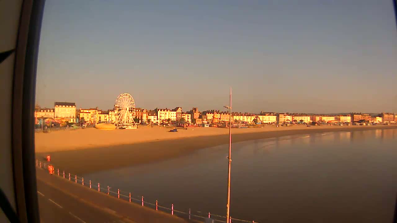 Weymouth City & Beach Live Cam - Weymouth, Dorset, South West, England, United Kingdom