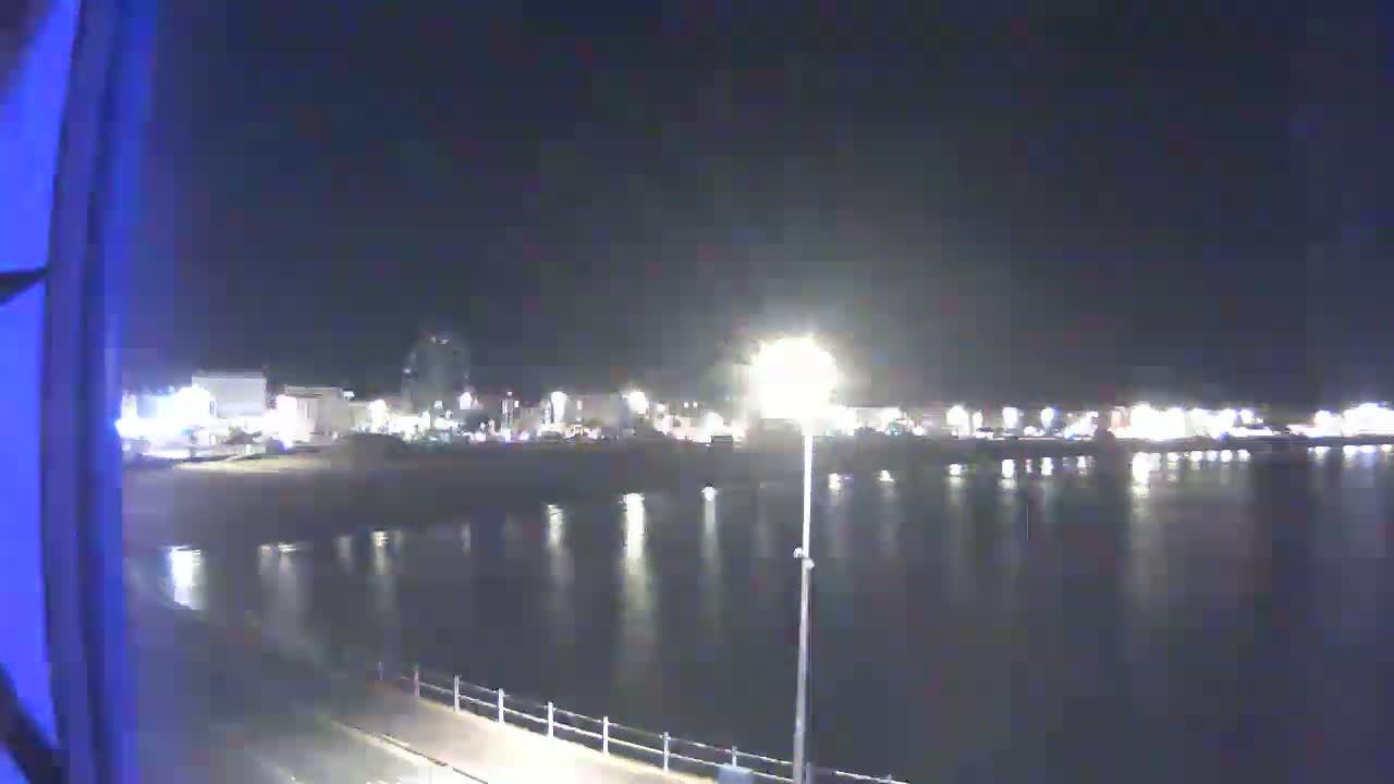 Weymouth City & Beach Live Cam - Weymouth, Dorset, South West, England, United Kingdom