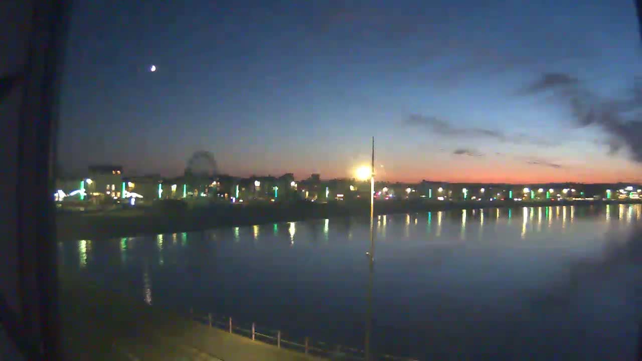 Weymouth City & Beach Live Cam - Weymouth, Dorset, South West, England, United Kingdom