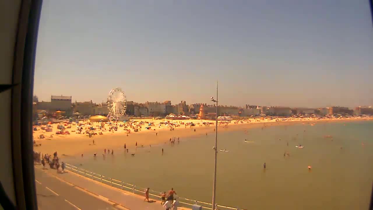 Weymouth City & Beach Live Cam - Weymouth, Dorset, South West, England, United Kingdom