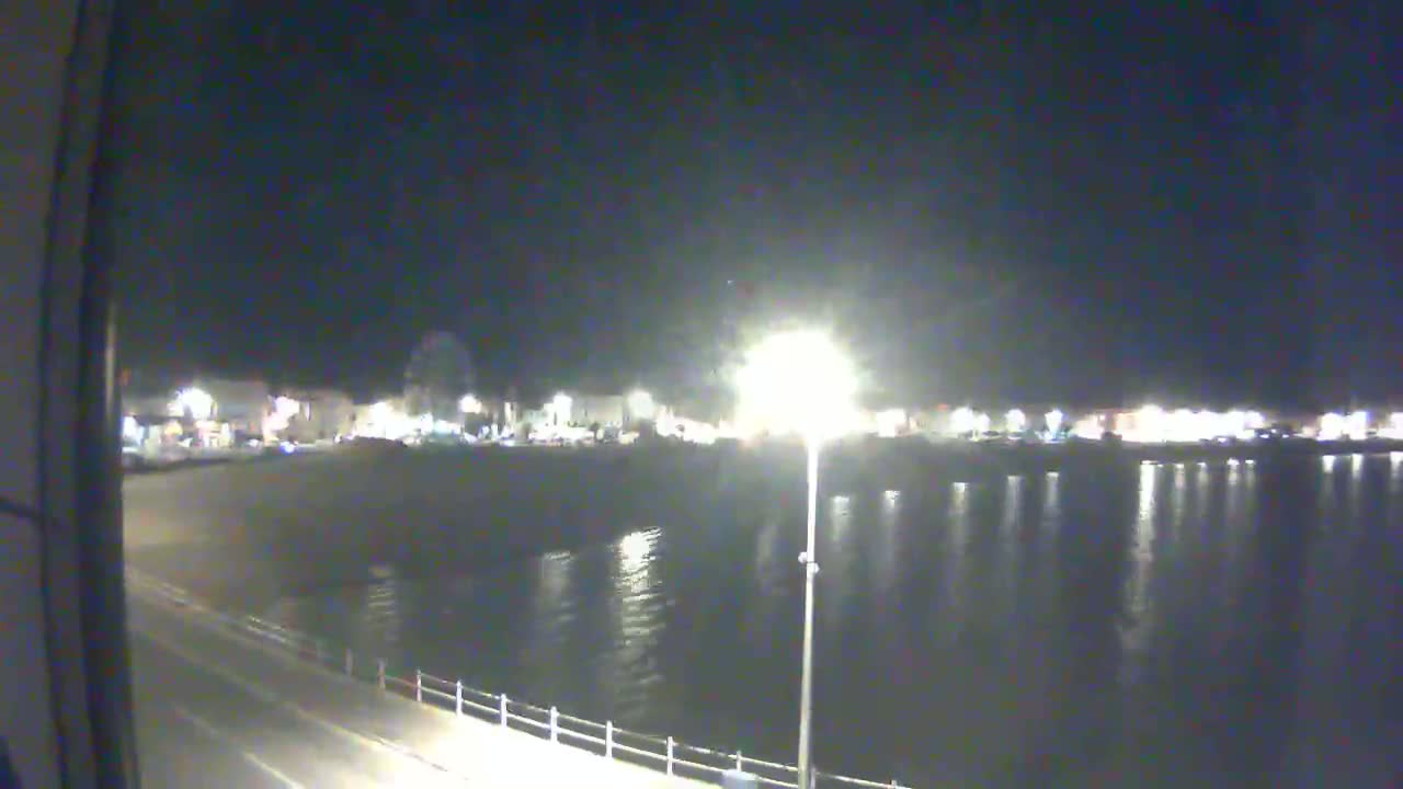 Weymouth City & Beach Live Cam - Weymouth, Dorset, South West, England, United Kingdom