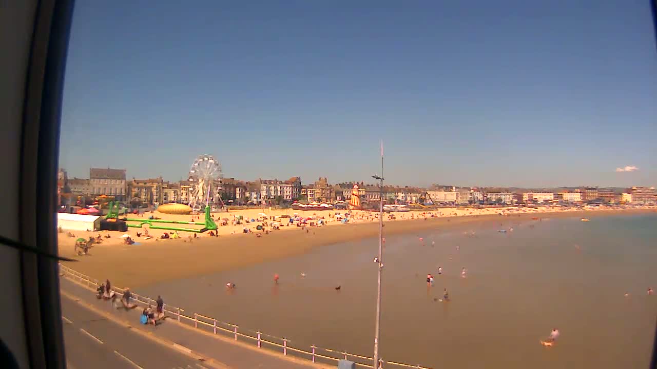 Weymouth City & Beach Live Cam - Weymouth, Dorset, South West, England, United Kingdom