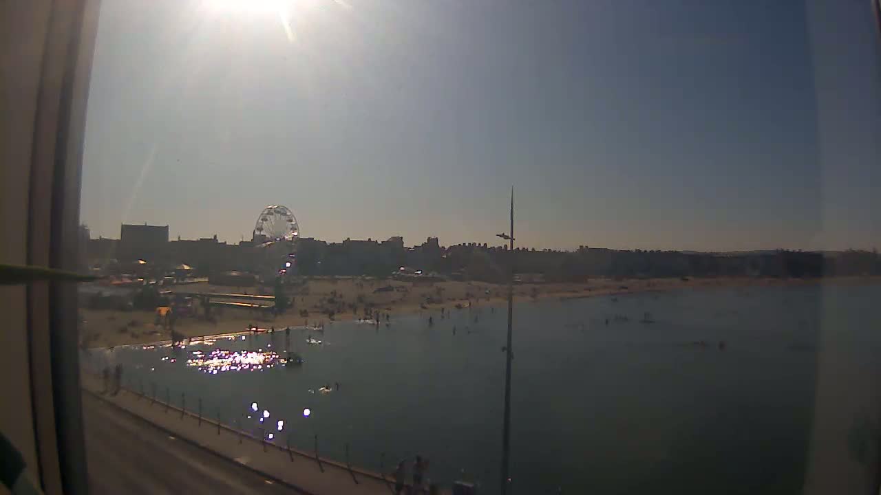 Weymouth City & Beach Live Cam - Weymouth, Dorset, South West, England, United Kingdom