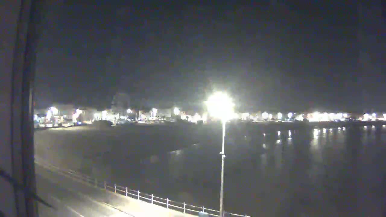 Weymouth City & Beach Live Cam - Weymouth, Dorset, South West, England, United Kingdom