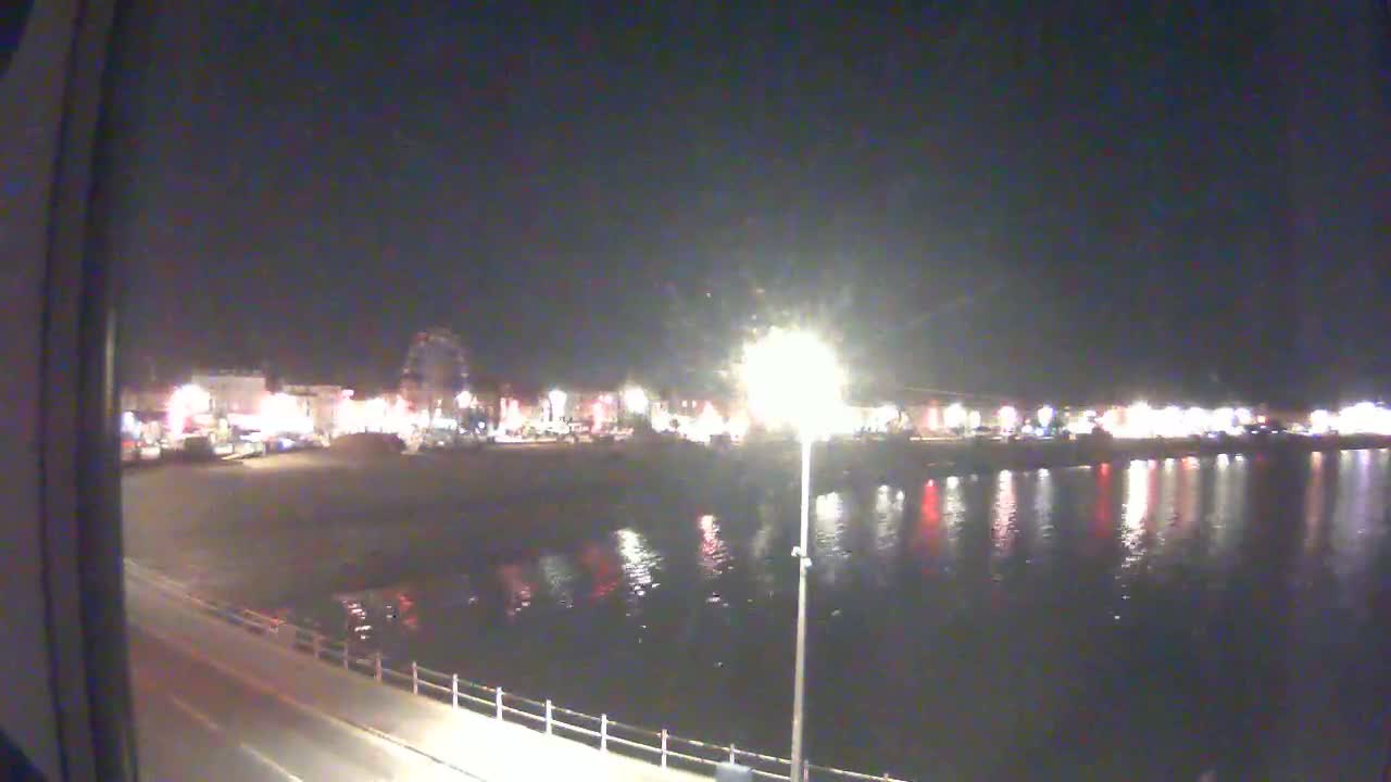 Weymouth City & Beach Live Cam - Weymouth, Dorset, South West, England, United Kingdom