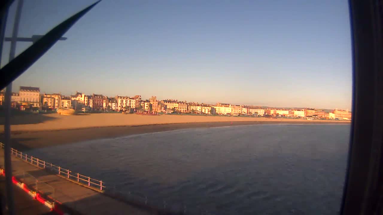 Weymouth City & Beach Live Cam - Weymouth, Dorset, South West, England, United Kingdom